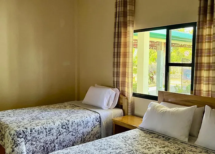ホテル Maxbelle Mountain Daanbantayan